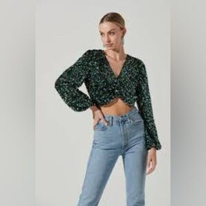 ASTR The Nix Sequin V Neck Crop Top Long Sleeve Blouse NWT XSMALL